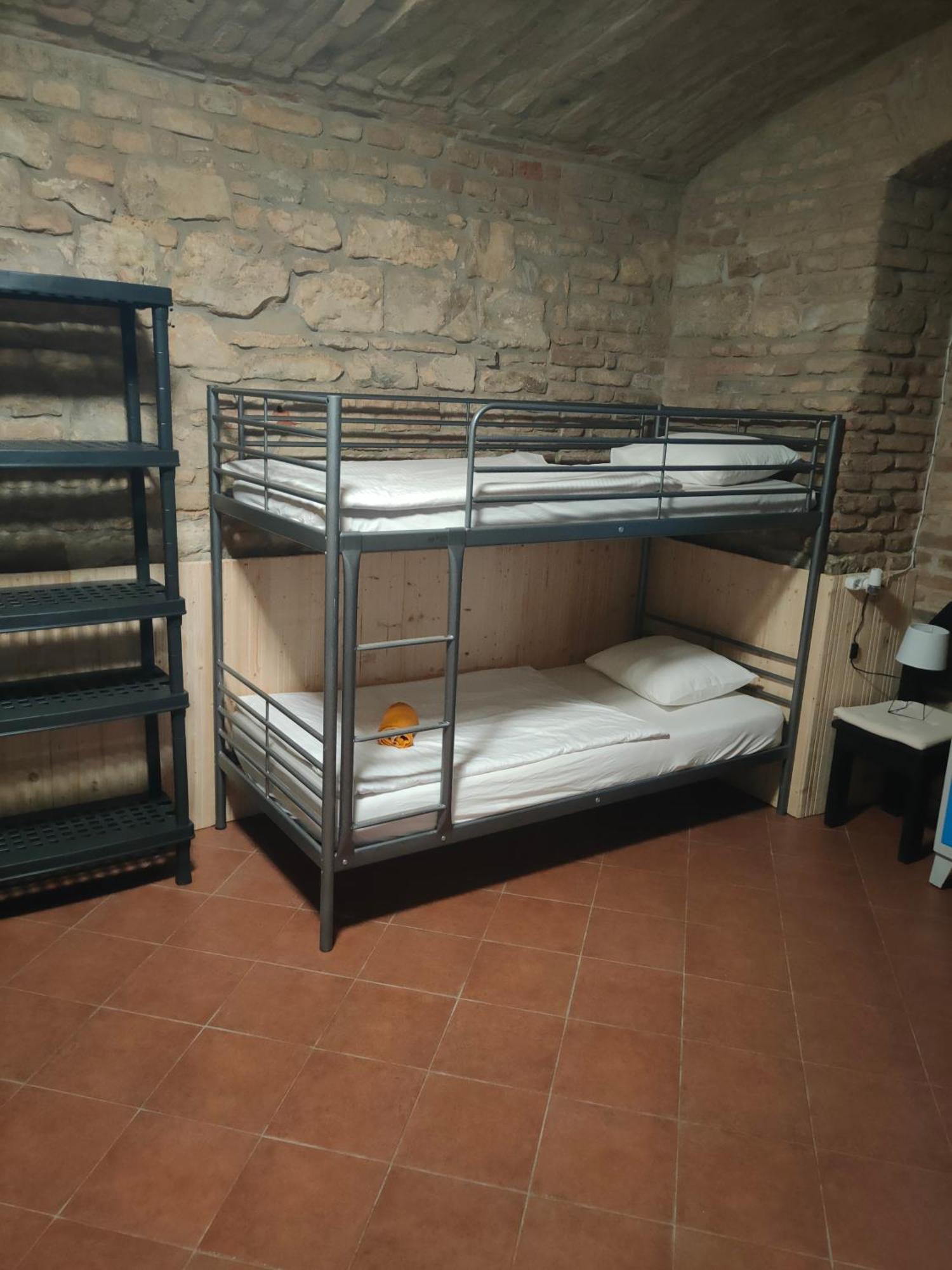 פראג Alba Hostel מראה חיצוני תמונה