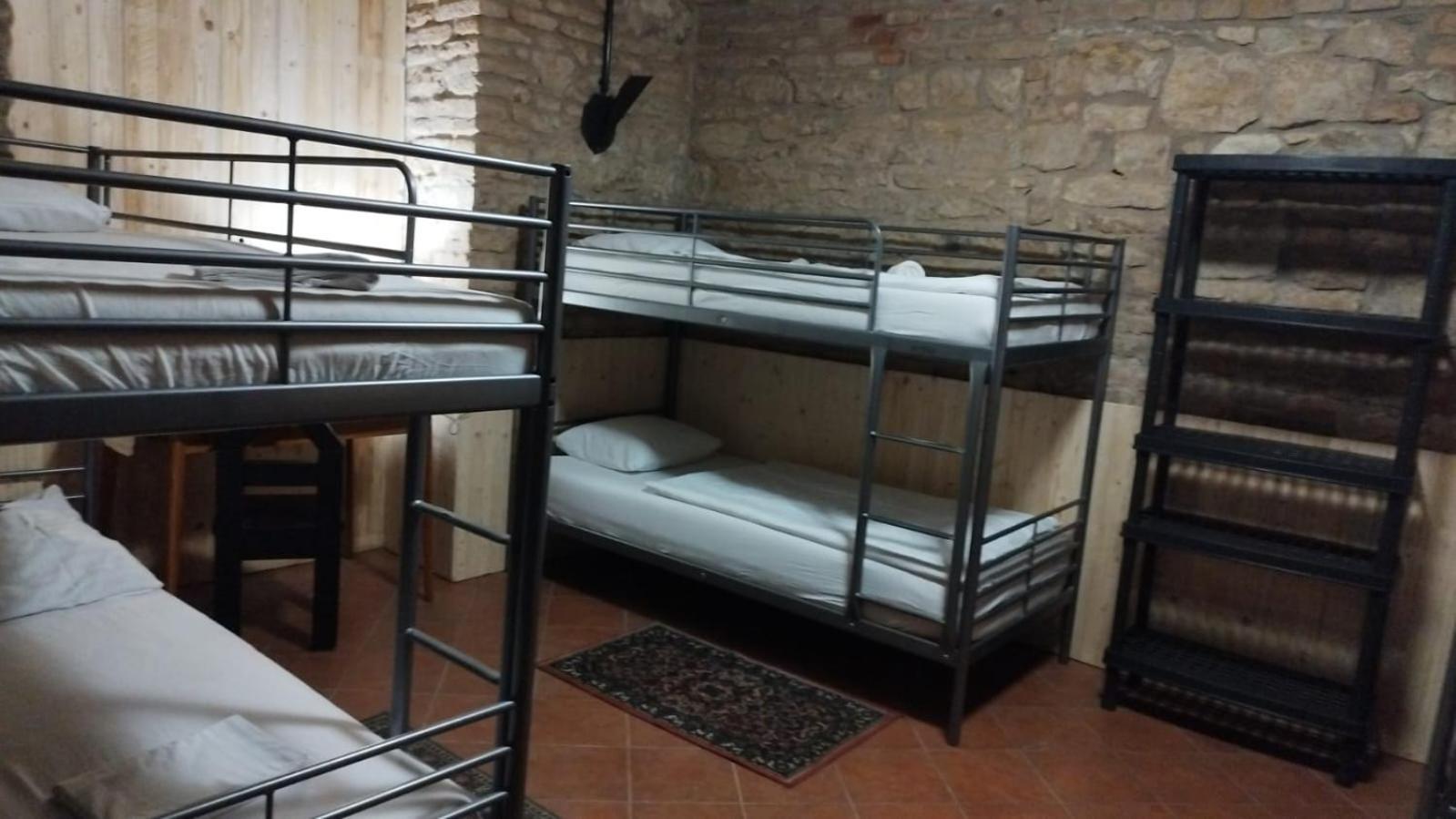 פראג Alba Hostel מראה חיצוני תמונה